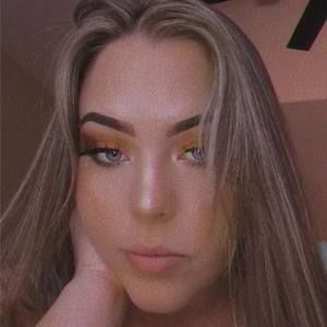 Meet your Posher, Bailee